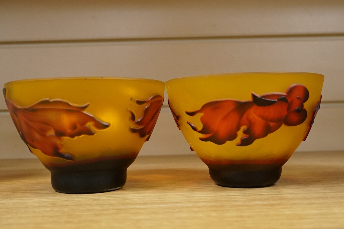 Two Czechoslovakian cameo glass ‘goldfish’ bowls, 12cm in diameter